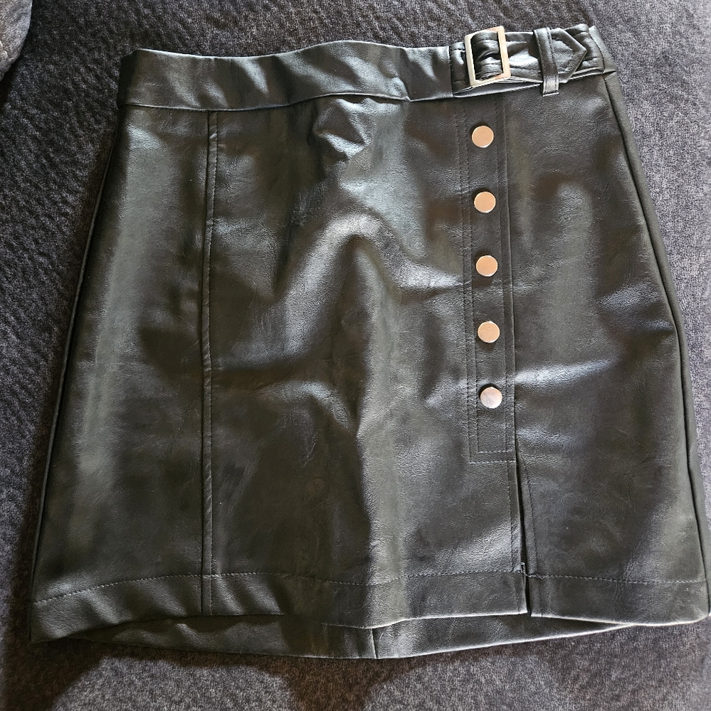 Black Skirt